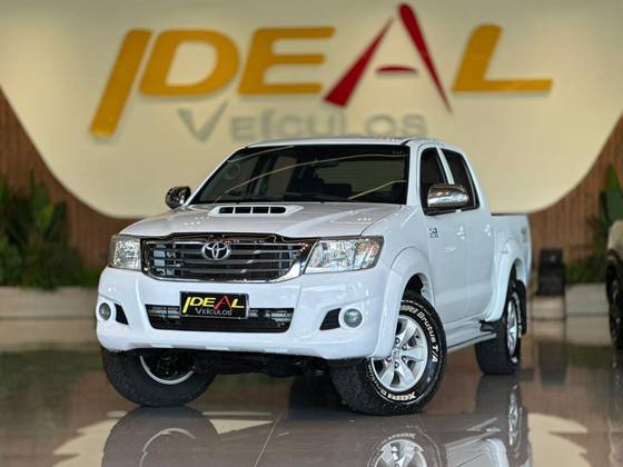 TOYOTA HILUX 3.0 SRV 4X4 CD 16V TURBO INTERCOOLER DIESEL 4P AUTOMÁTICO